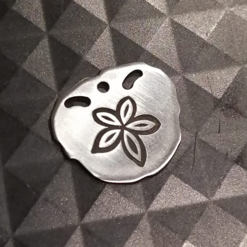 pansy 1 Laser engraving and marking on stainless steel pendant