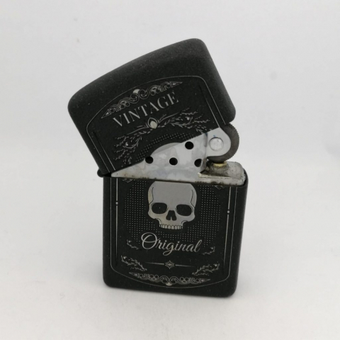 zippo 3 Laser engraving and marking on Zippo lighter